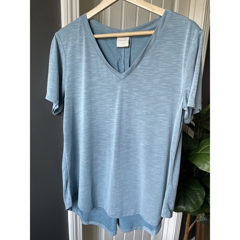 MOD REF Women's Pleated V-Neck Modal/Poly Jersey Pullover Tee Blue M S/S